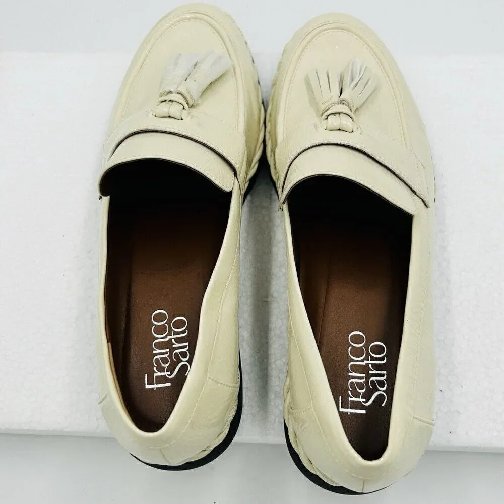 Franco Sarto Carolynn Womens Sz 8.5 Lug Sole Tassel Patent Leather Loafers Ivory